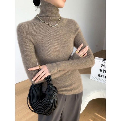 Schmal geschnittener Rollkragen-Strickpullover