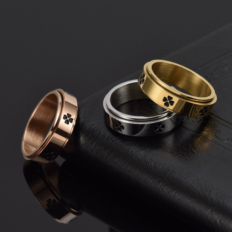 Glücklicher vierblättriger Kleeblatt drehbarer Edelstahl-Angst-Ring | Shop Nory