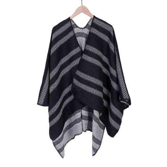 Damen Oversize-Ruana mit grafischen Längs‑Jacquardstreifen und offenem Kimono‑Fall Shop Nory