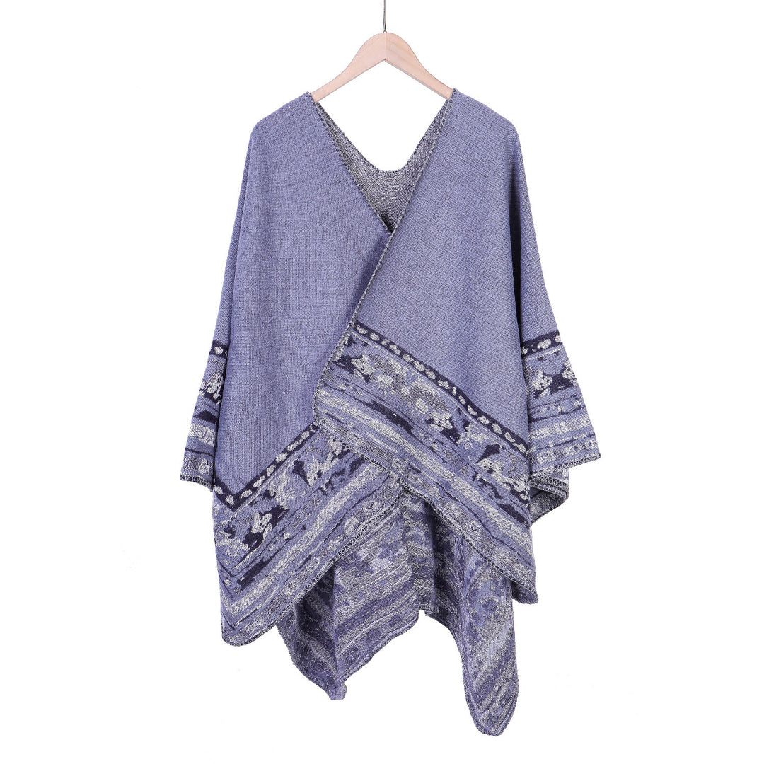 Damen Weichfallende Oversize-Ruana im Umhangstil mit ornamentaler Bordüre Shop Nory