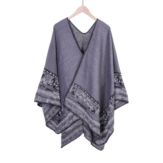 Damen Weichfallende Oversize-Ruana im Umhangstil mit ornamentaler Bordüre Shop Nory