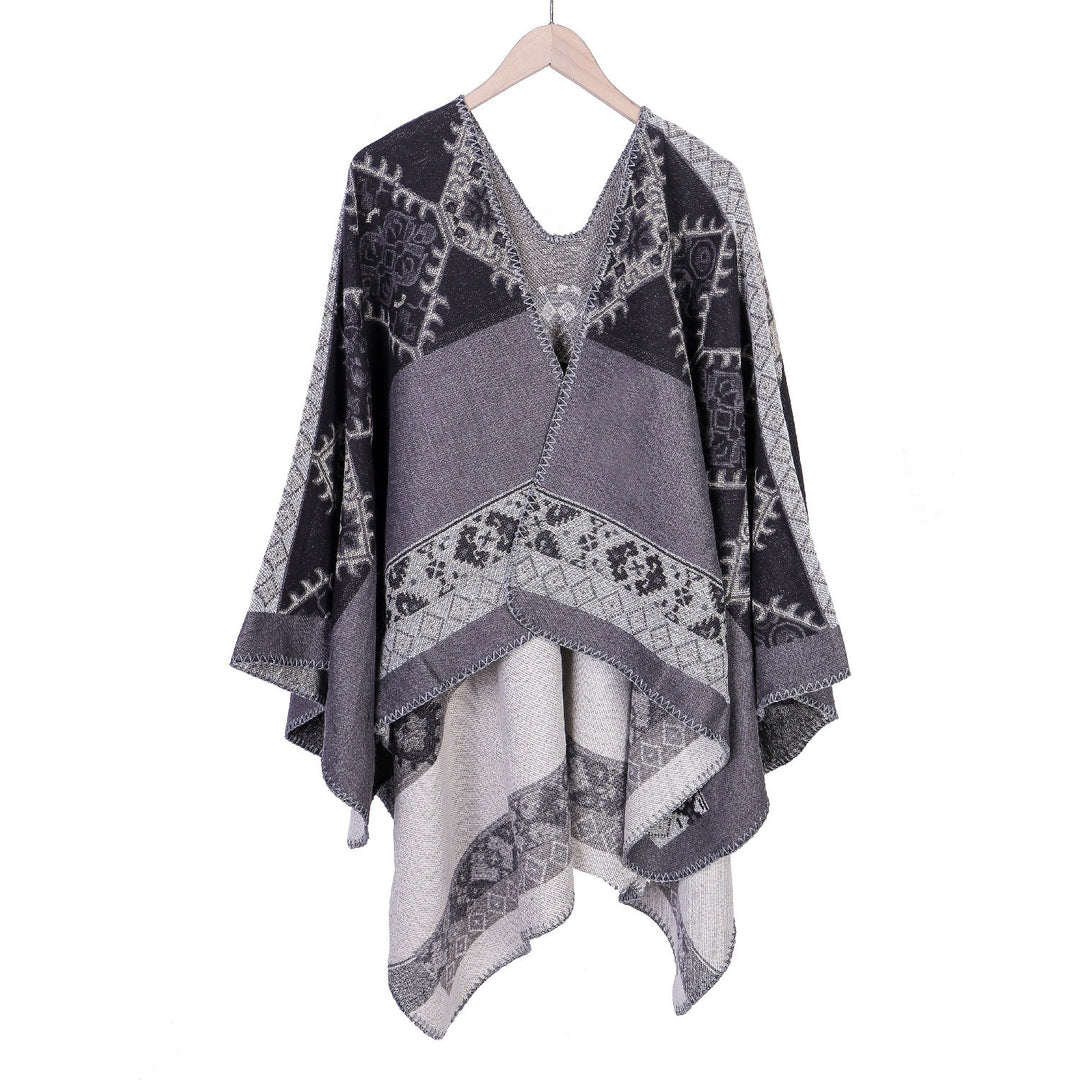 Damen Oversize-Ruana-Poncho aus Jacquardgewebe mit asymmetrischem Zipfelrand und ornamentaler Bordüre Shop Nory