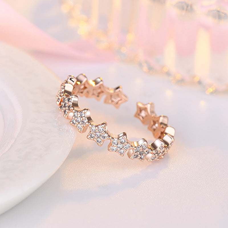 Damen zierlicher Ring mit funkelndem Sternen-Design und hochwertigem Zirkonia-Besatz Shop Nory