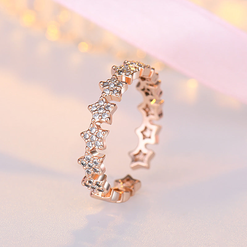 Damen zierlicher Ring mit funkelndem Sternen-Design und hochwertigem Zirkonia-Besatz Shop Nory