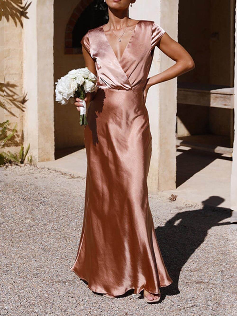 Satin-Fishtail-Maxikleid mit V-Ausschnitt für Damen