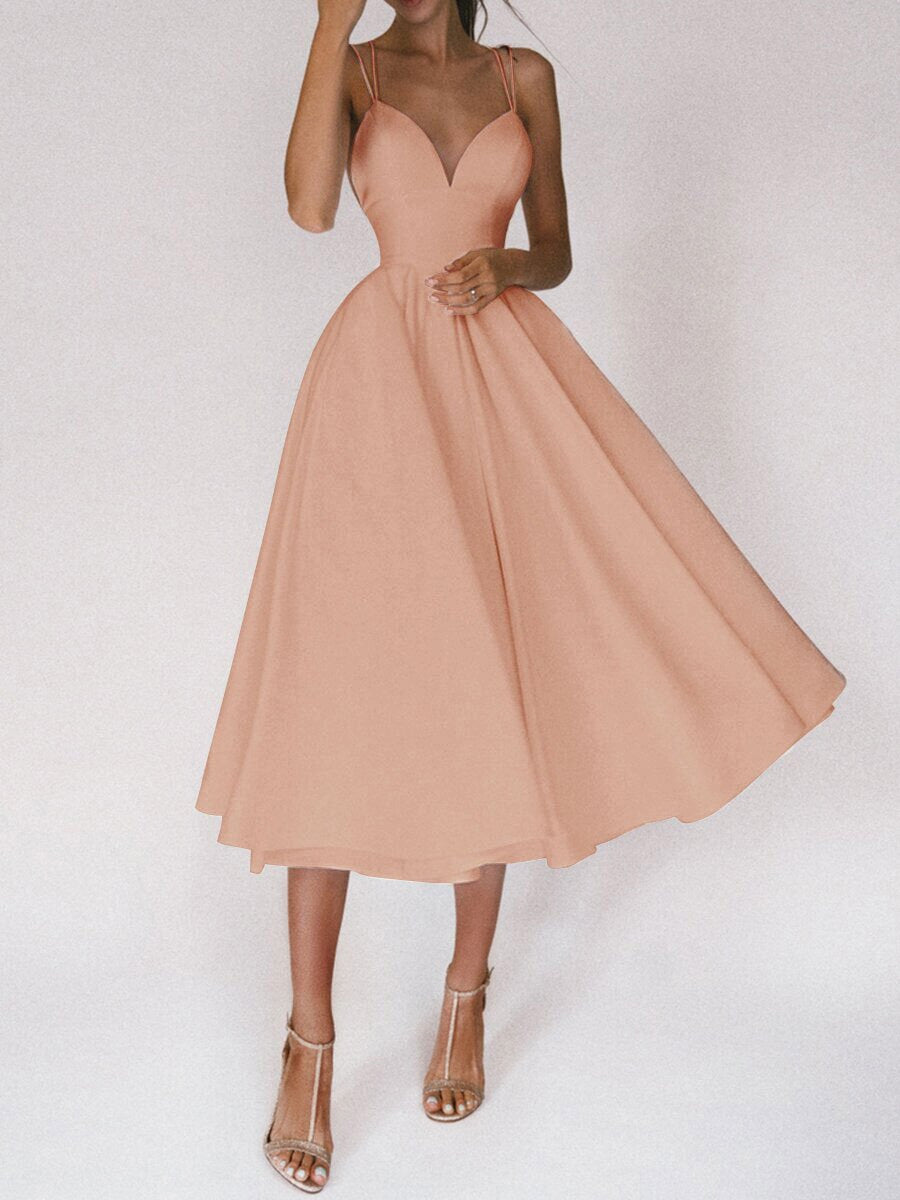 Grace Das Elegante Trägerkleid mit V-Ausschnitt