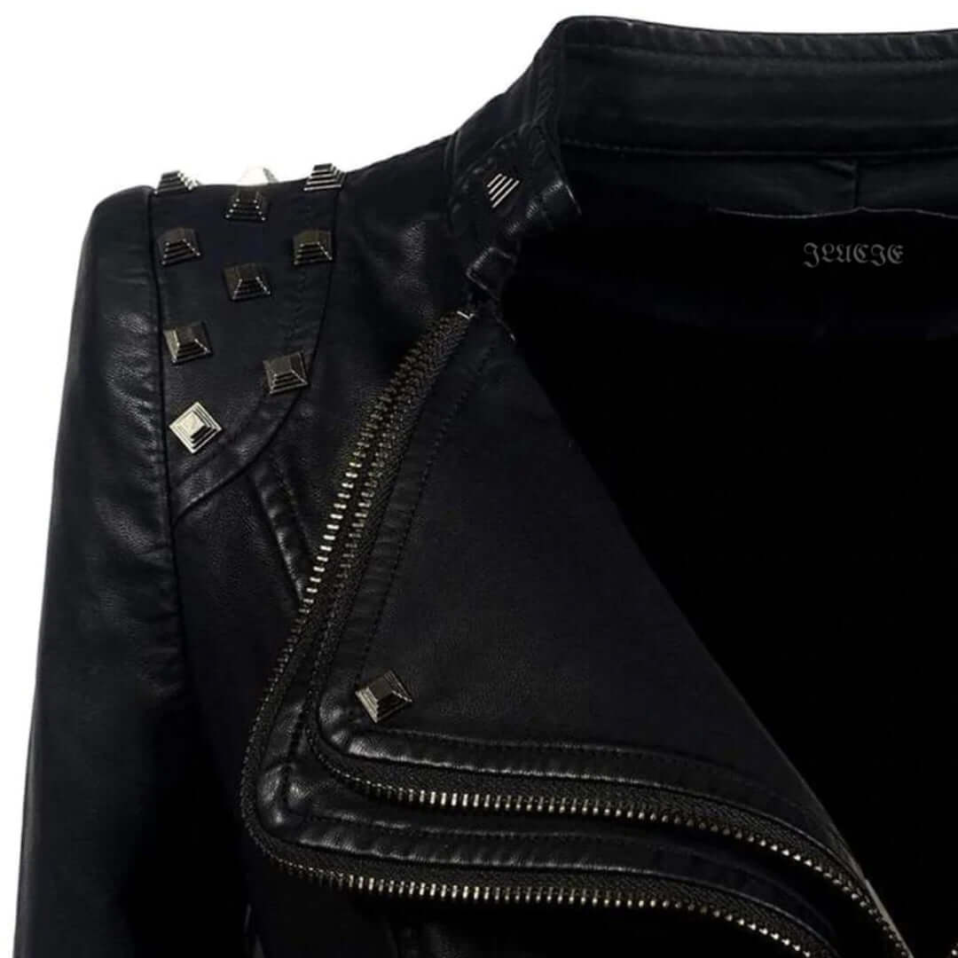 Damen Enganliegende Genietete Biker Lederjacke