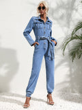 Denim Overall Knopfront Klappentaschen Passender Gürtel Gekrempelte Ärmel