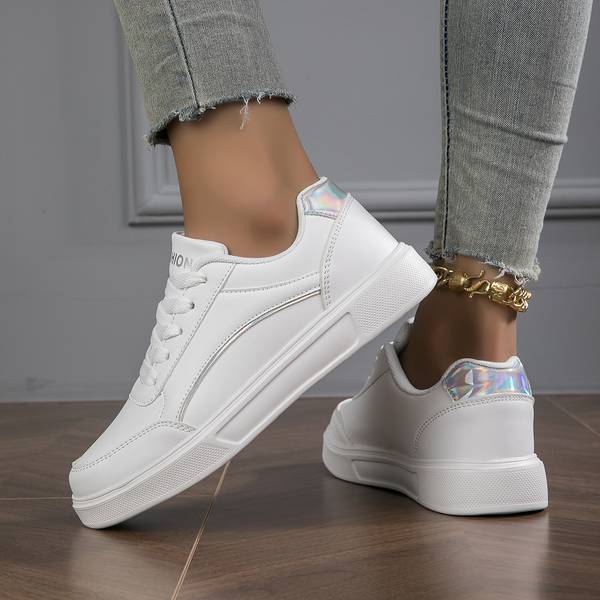 Sneaker Weiße Sneaker mit Gold/Silber Details