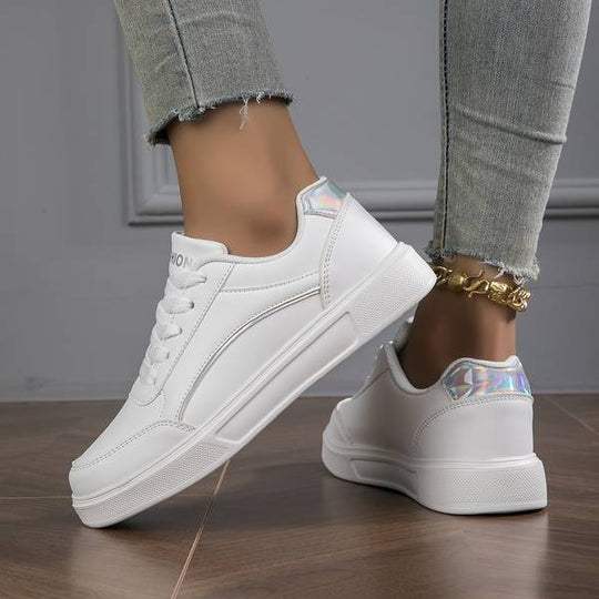 Sneaker Weiße Sneaker mit Gold/Silber Details