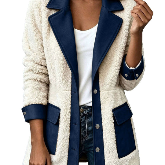 Lammfleece-Jacke mit Revers und Knopfleiste