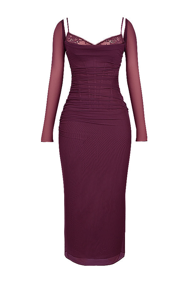 Elegantes Maxikleid mit tiefem Ausschnitt und langen Ärmeln