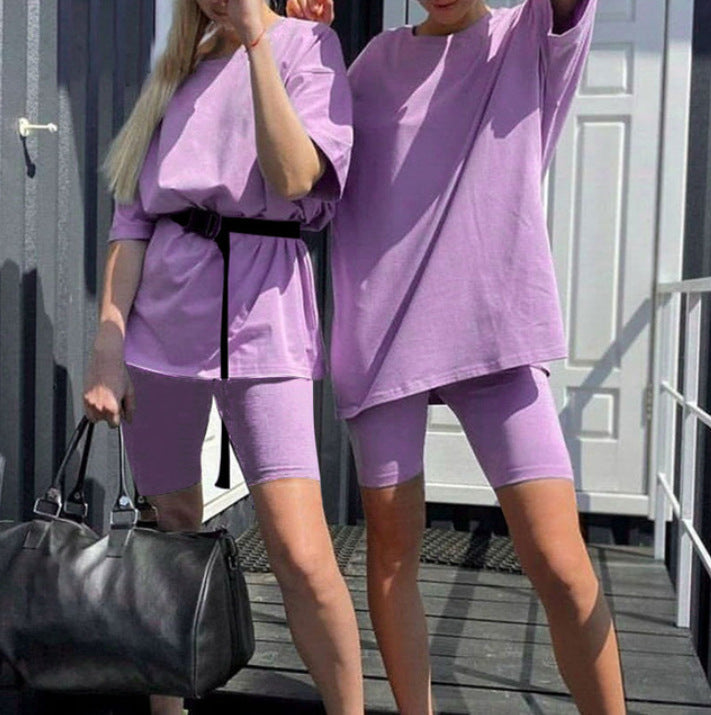 Damen Sportliches Zweiteiliges Set mit T-Shirt und Shorts