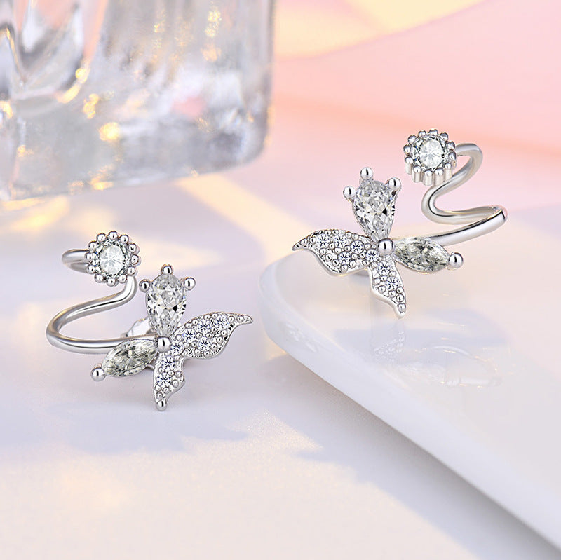 Damen Ohrringe im filigranen Schmetterlingsdesign Shop Nory