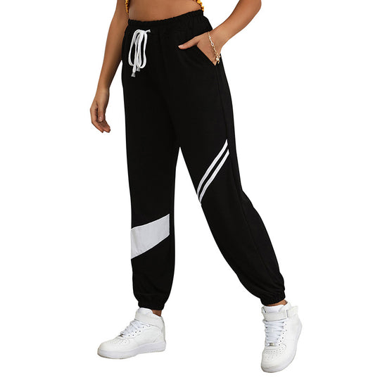 Damen Sportliche Jogginghose mit elastischem Bund und Kontraststreifen Shop Nory
