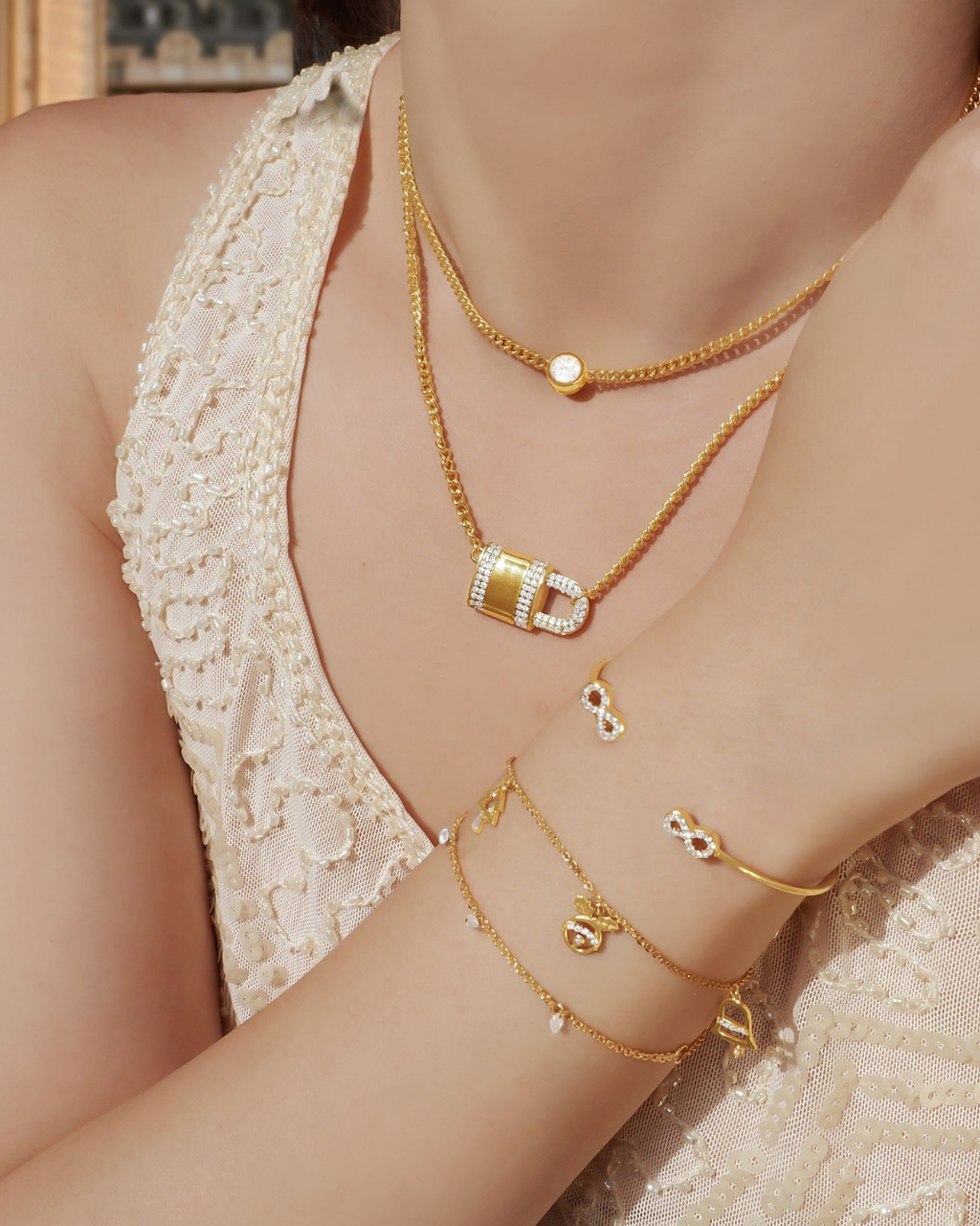 Luxe Schneeflocken Kristall Gold Kettenarmband | Shop Nory