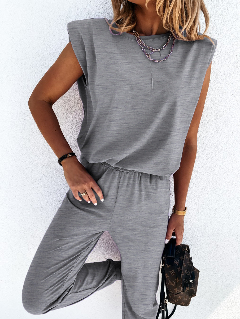 Damen lässiger Jumpsuit mit weichem, elastischem Material und modischem Cut