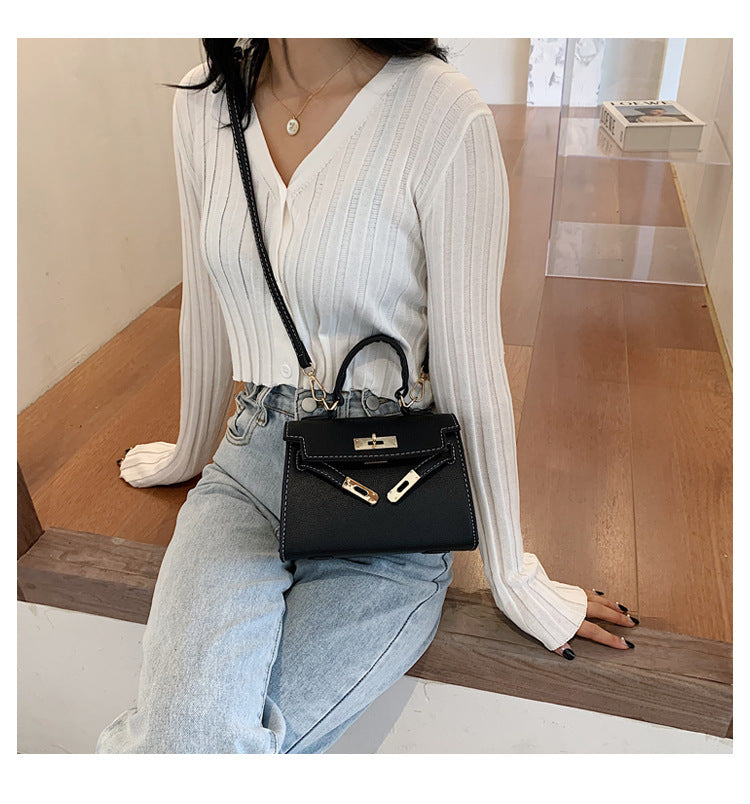 Eine Seitliche Schultertasche Im Western-Stil