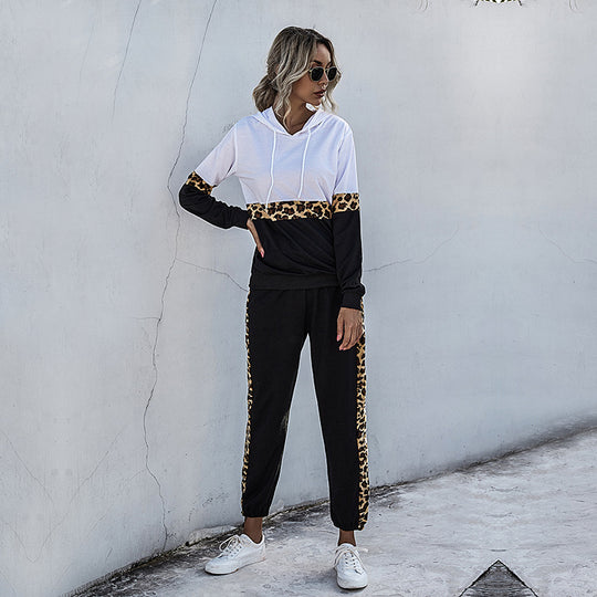 Damen Zweiteiliges Jogging-Set mit Kapuzenpullover und Leoprint-Seiteneinsätzen Shop Nory