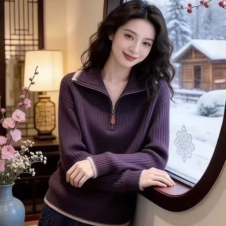 Modischer Strickpullover mit Stehkragen