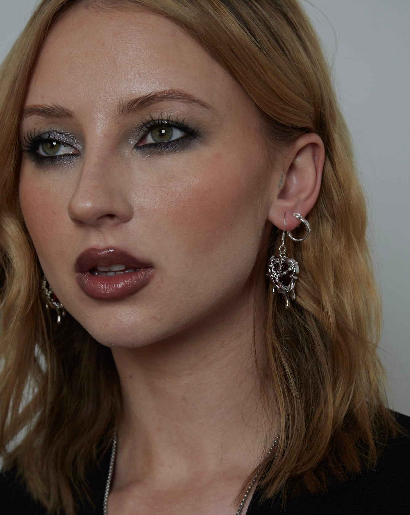 Silver Red Resin Melting Heart Charm Earrings | Shop Nory