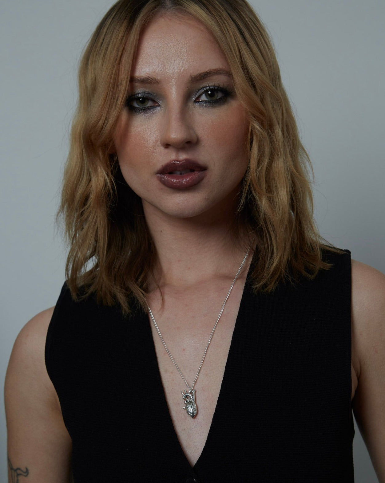 Silver Anatomical Heart Charm Necklace | Shop Nory