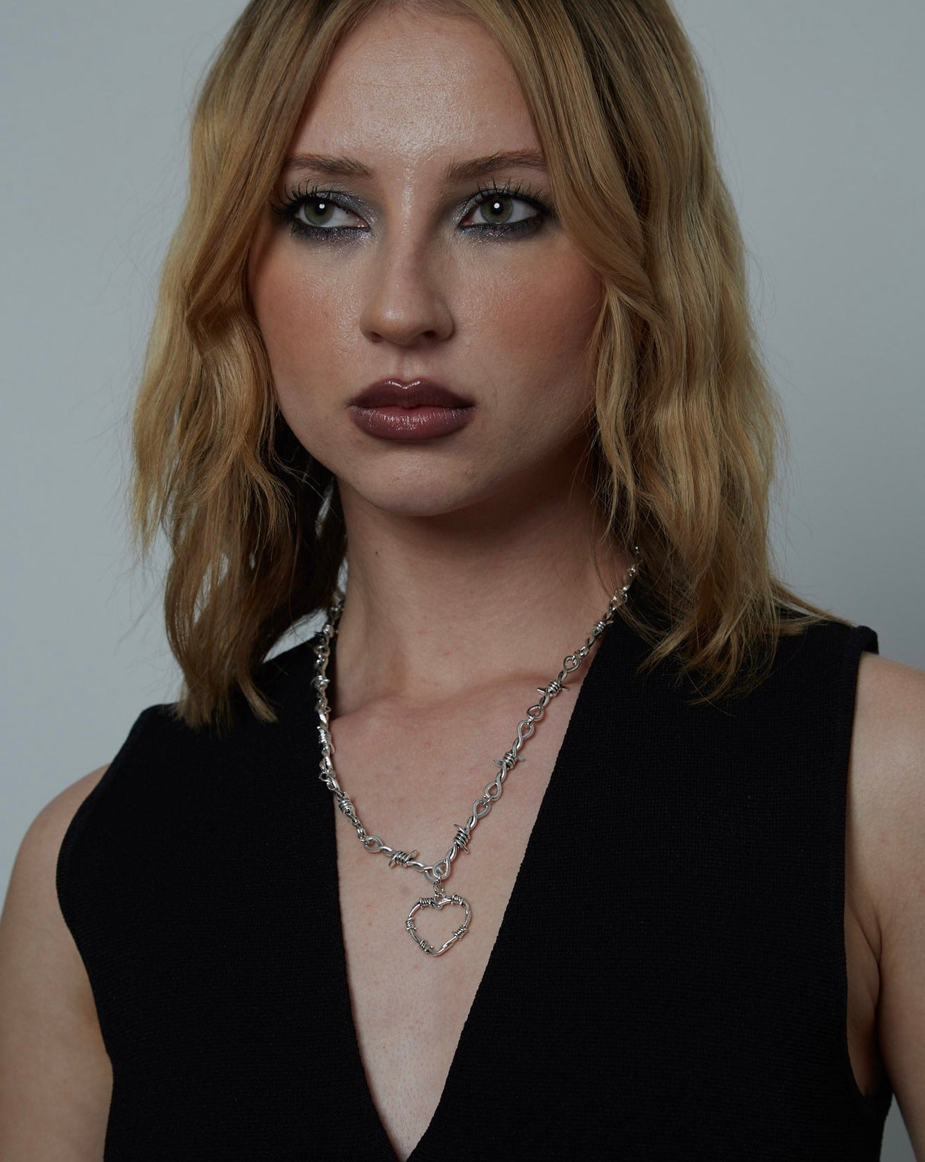 Silberne Gothic Stacheldraht Herz Halskette | Shop Nory