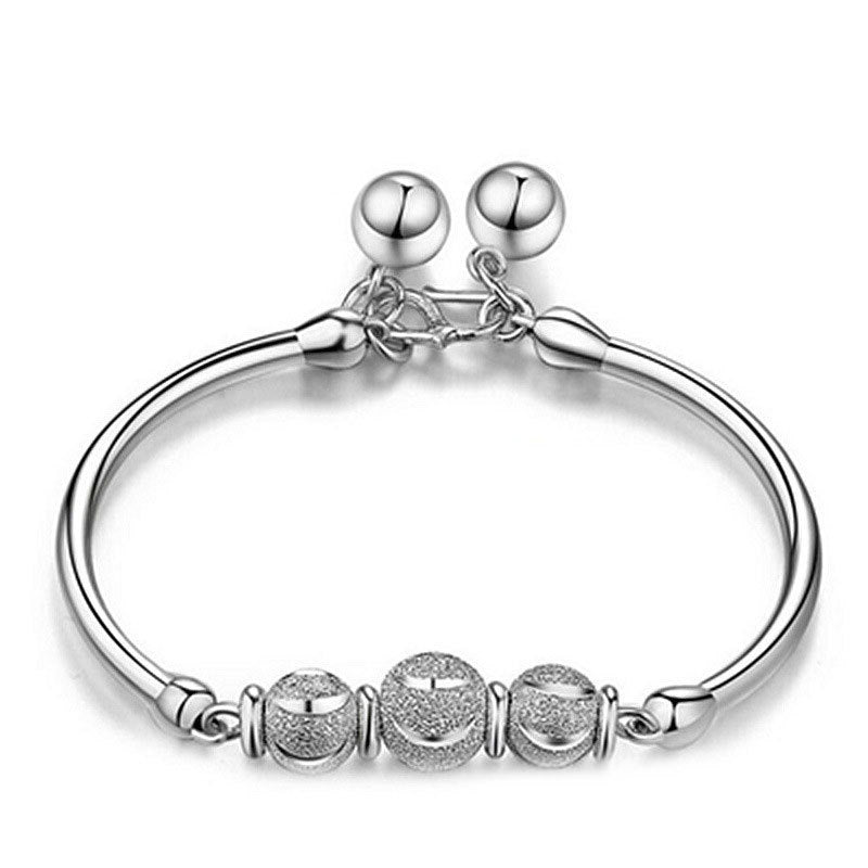 Damen Armreif mit funkelndem Kristallbesatz und modernem Design Shop Nory