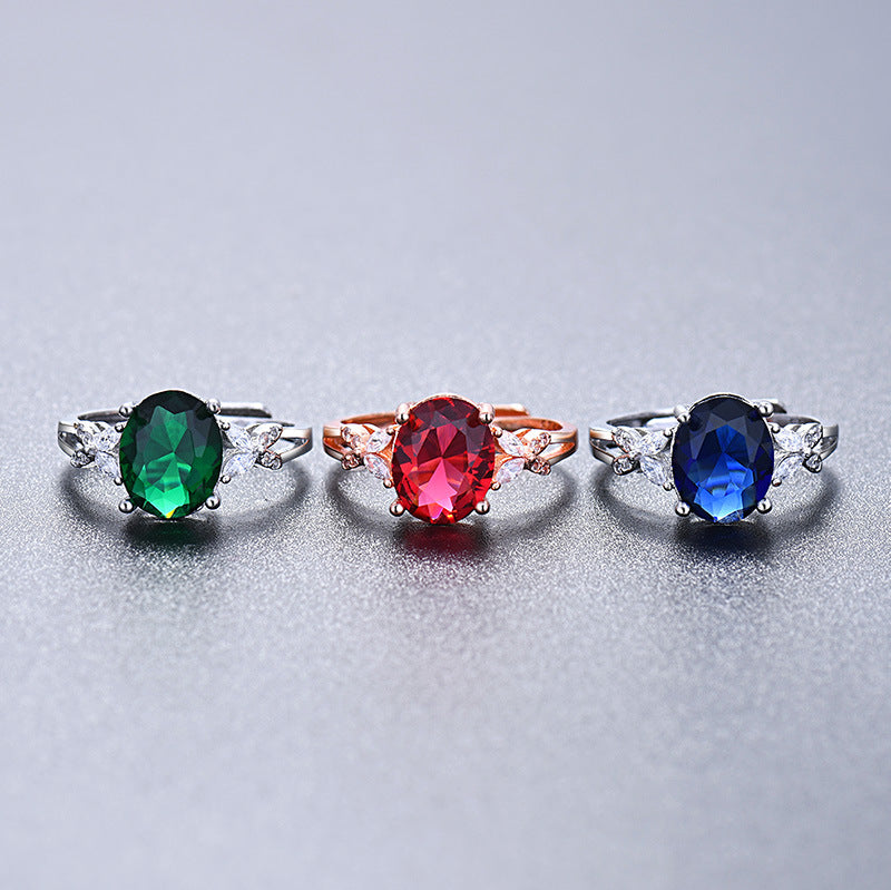 Damen eleganter Ring mit floralem Design und funkelndem Hauptstein Shop Nory