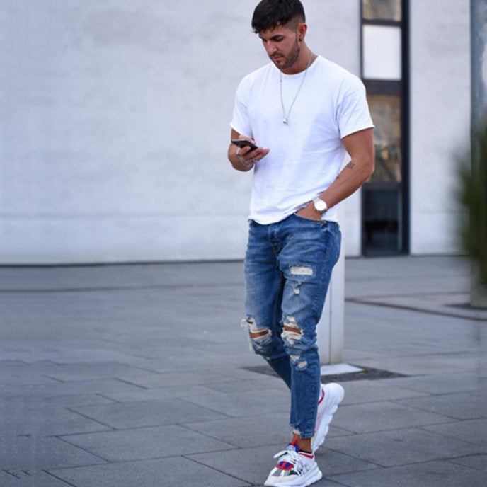 Herren modische Slim Fit Jeans mit angesagten Rissen und Verjüngung