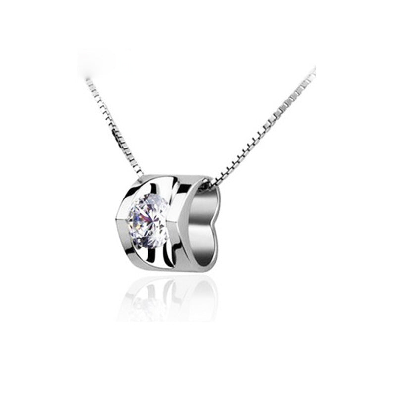 Damen Halskette mit luxuriösem Zirkonia-Anhänger und elegantem Design Shop Nory