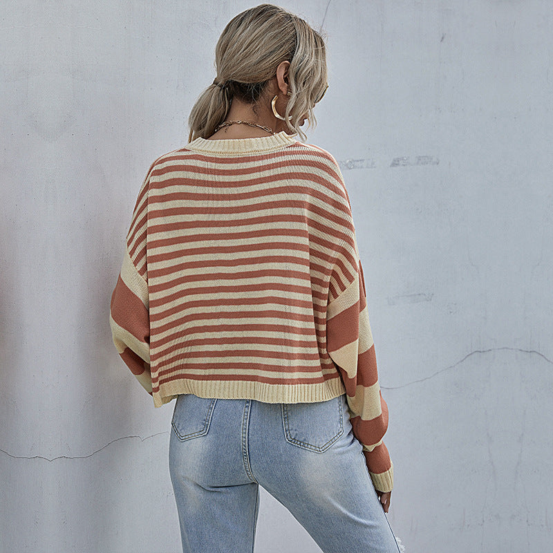 Damen Gestreifter Oversize-Cropped-Strickpullover mit Raglanärmeln und gerippten Abschlüssen Shop Nory