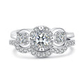 Damen Verlobungsring mit kunstvollem Zirkonia-Besatz und eleganter Wellenstruktur Shop Nory