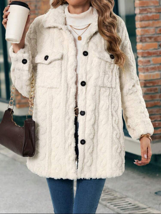 Doppelseitige Plüsch-Strickjacke mit Knöpfen