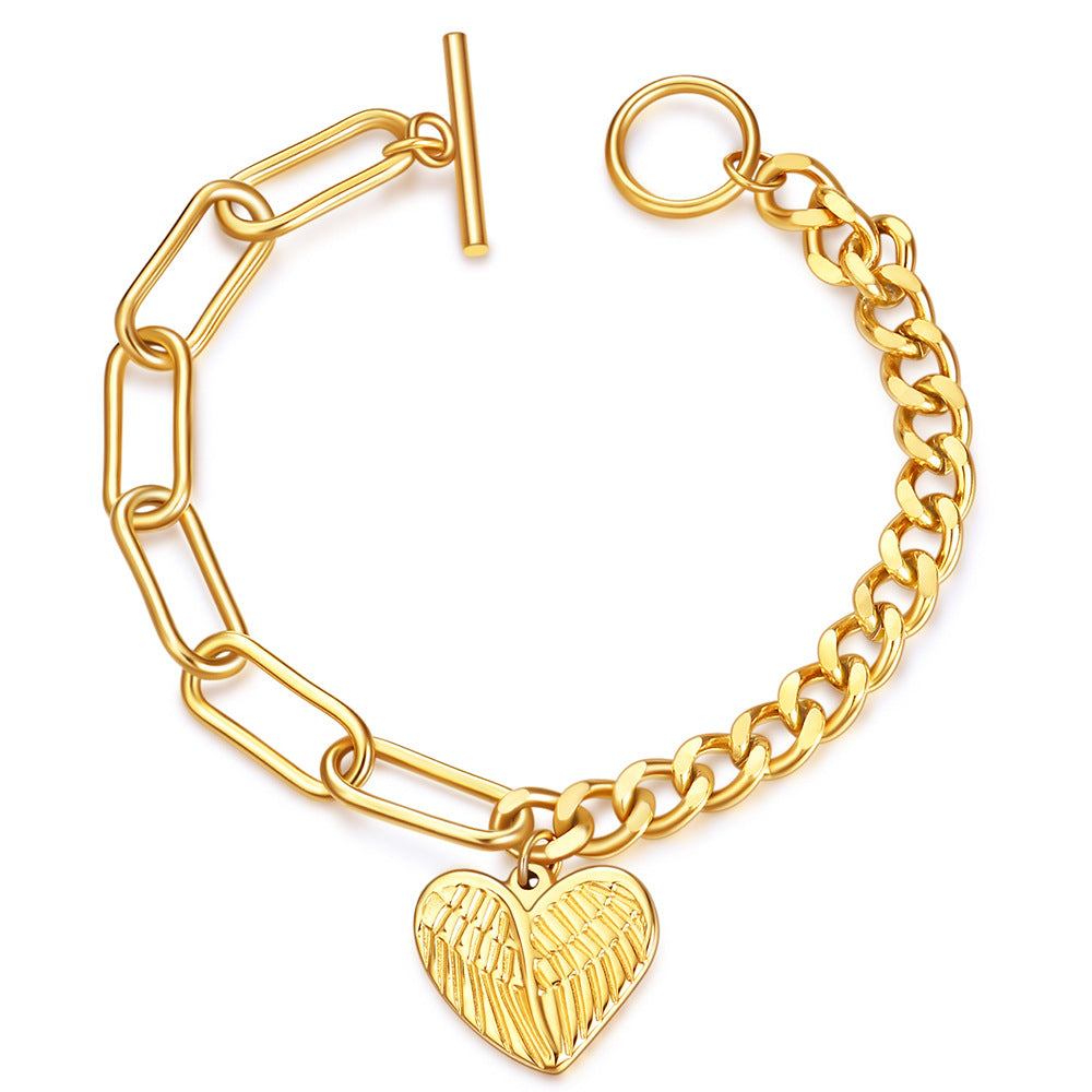 Damen Armband mit herzförmigem Anhänger und modernem Gliederdesign Shop Nory