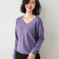 Violett V-Ausschnitt