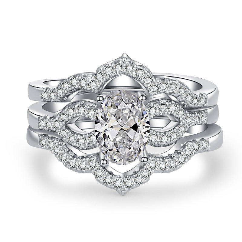 Damen Verlobungsring mit luxuriösem ovalen Diamanten und funkelndem Zirkonia-Besatz Shop Nory