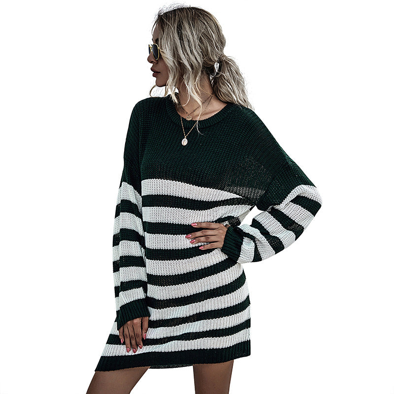 Damen Gestreiftes Strickmidikleid mit Oversize-Passform, Raglanärmeln und gerippten Abschlüssen Shop Nory