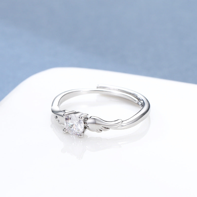 Damenring mit kunstvollen Details und funkelnden Zirkonia Shop Nory