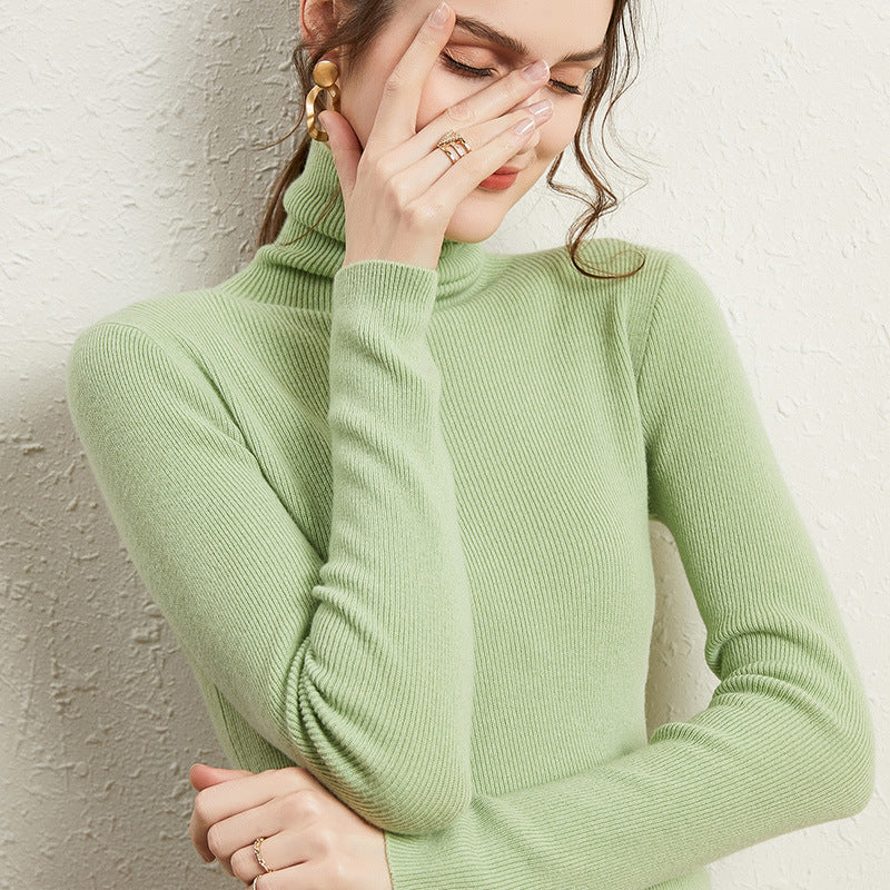 Damen Figurnaher Rippstrick-Rollkragenpullover mit kurzem Saum und weichem Fall Shop Nory