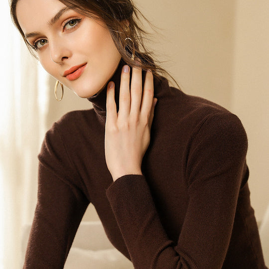 Damen Figurnaher Rippstrick-Rollkragenpullover mit kurzem Saum und weichem Fall Shop Nory