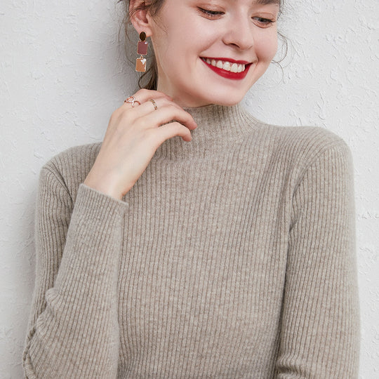 Damen Schmal geschnittener Feinstrickpullover mit kurzem Stehkragen aus Kaschmir-Blend Shop Nory