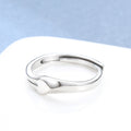 Damen Zierlicher Ring mit herzförmigem Detail Shop Nory
