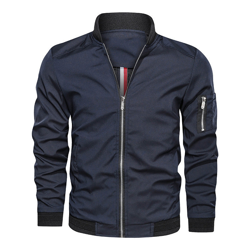 Herren Leichte Bomberjacke im Utility-Look mit Ärmeltasche und Rippbündchen Shop Nory