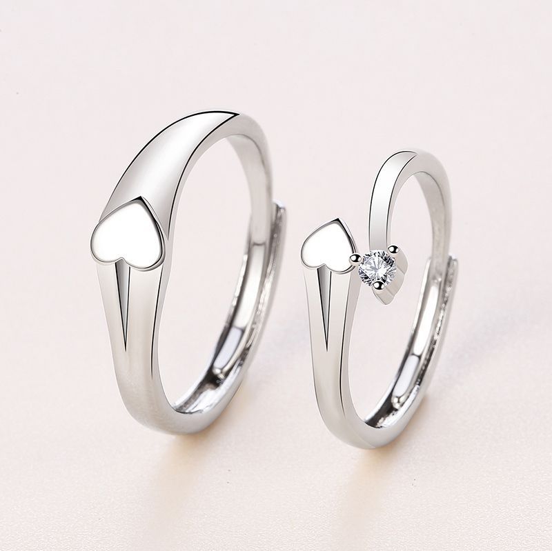 Damen Zierlicher Ring mit herzförmigem Detail Shop Nory