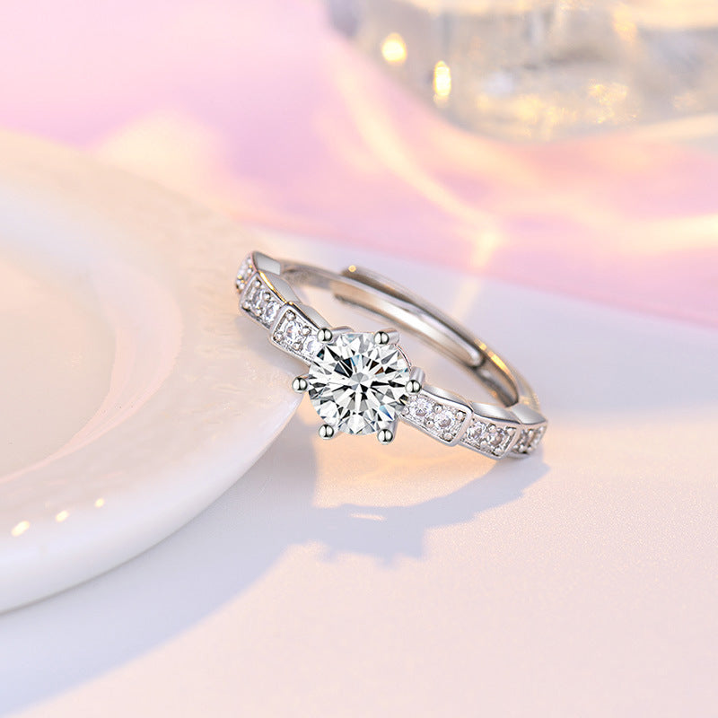 Damen Verlobungsring mit funkelndem Zirkonia und eleganter Fassung Shop Nory