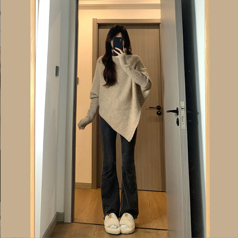 Damen-Rollkragenpullover mit unregelmäßigem Saum