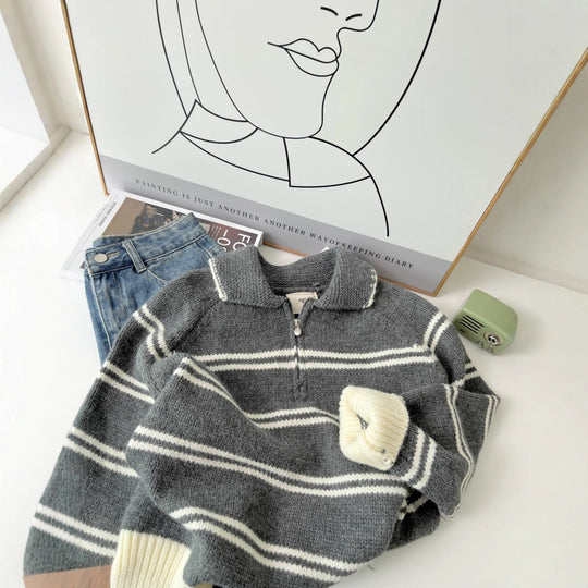 Damen-Strickpullover mit Streifen und Reißverschluss