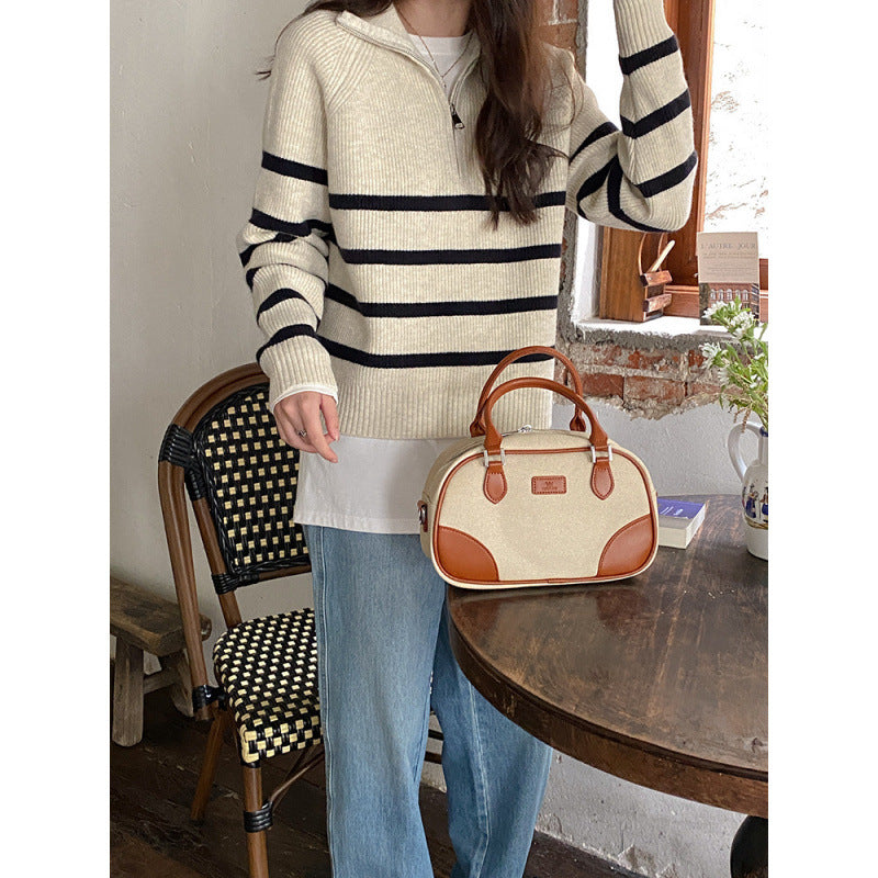 Damen-Strickpullover mit Streifen und Reißverschluss