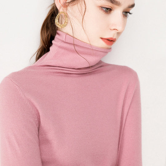 Kurzer Rollkragen-Strickpullover aus Wollmischung
